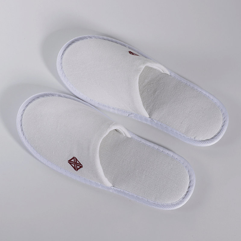 Hotel Guest Slippers Wholesale Good Quality White Linen Slippers for Spa And Hotel