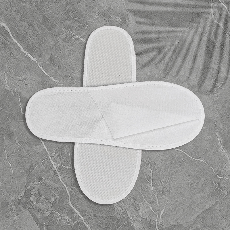 Spot Wholesale Non-woven Closed-toe Slipper with High Quality EVA Sole