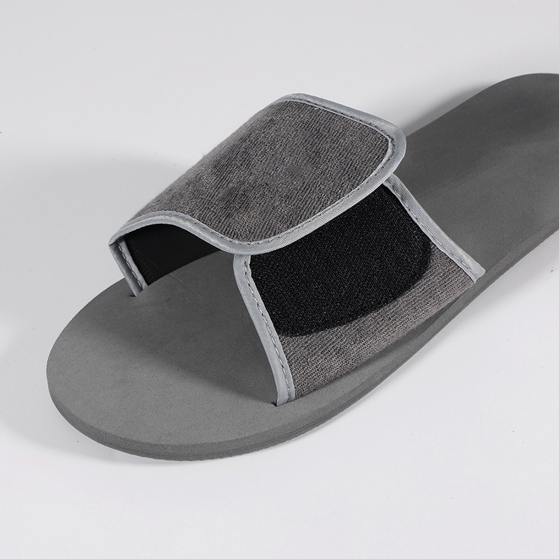 Hotel Slippers 23
