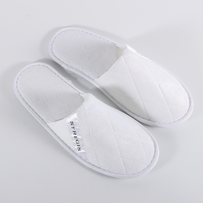 Premium Quilted Plush Embroidered EVA Sole Disposable Hotel Slippers for Economical Wholesale Supplies