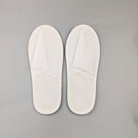 Economical Eco Friendly Disposable Nonwoven Hotel Room And Bathroom Slippers for Bulk Hotel Supplies