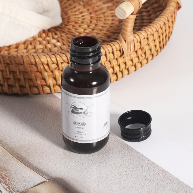 Natural Eco Friendly Recyclable Plastic Bottle and Sachet Hotel Amenities Set for Hotel Supplies